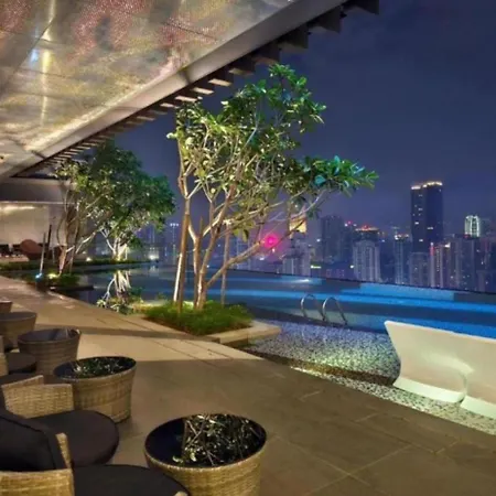 Axon Suites Pavilion By Victory House